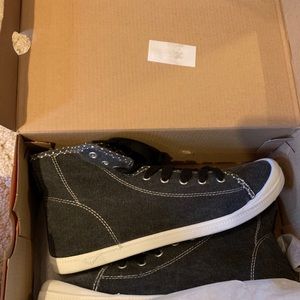 Roxy high tops